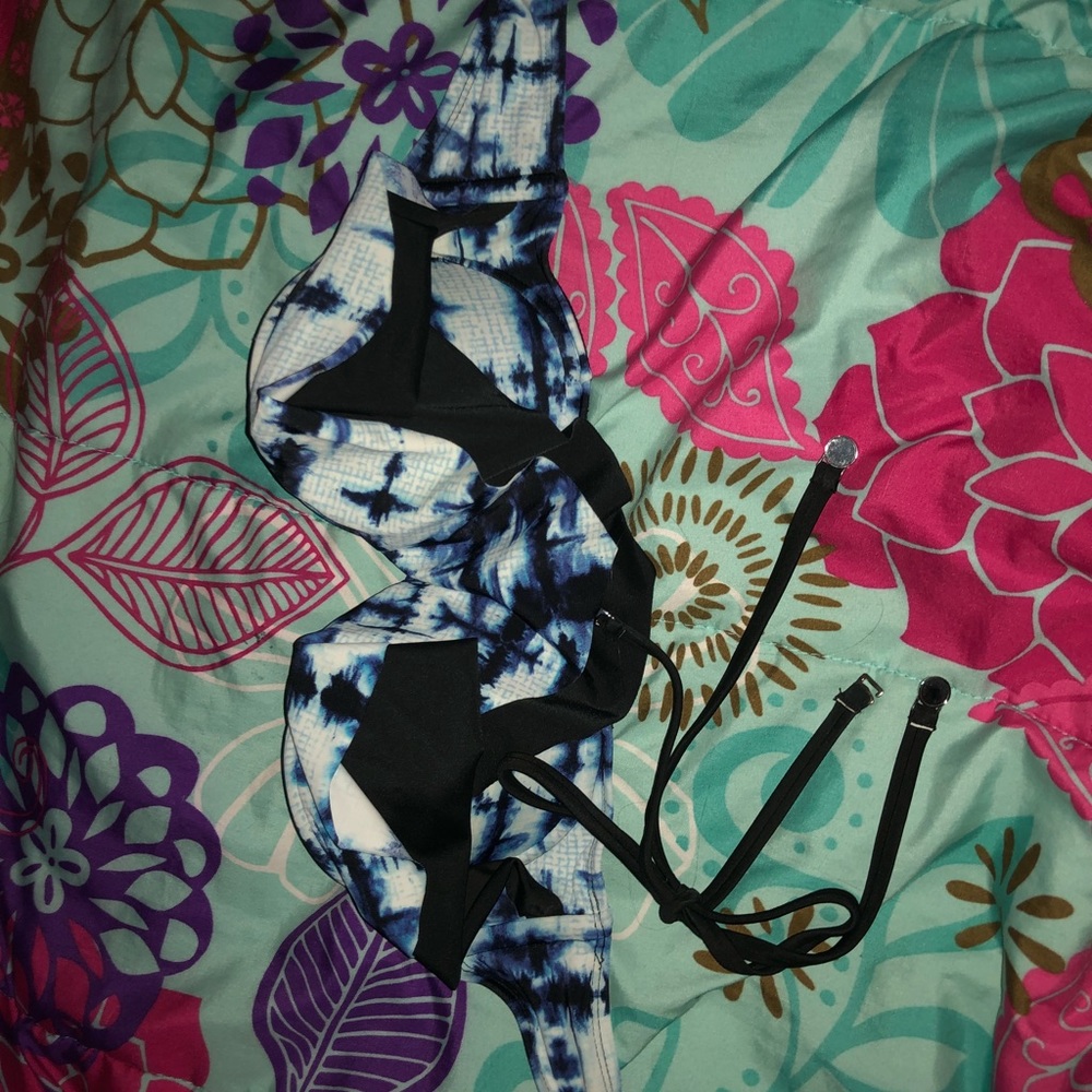 swim top